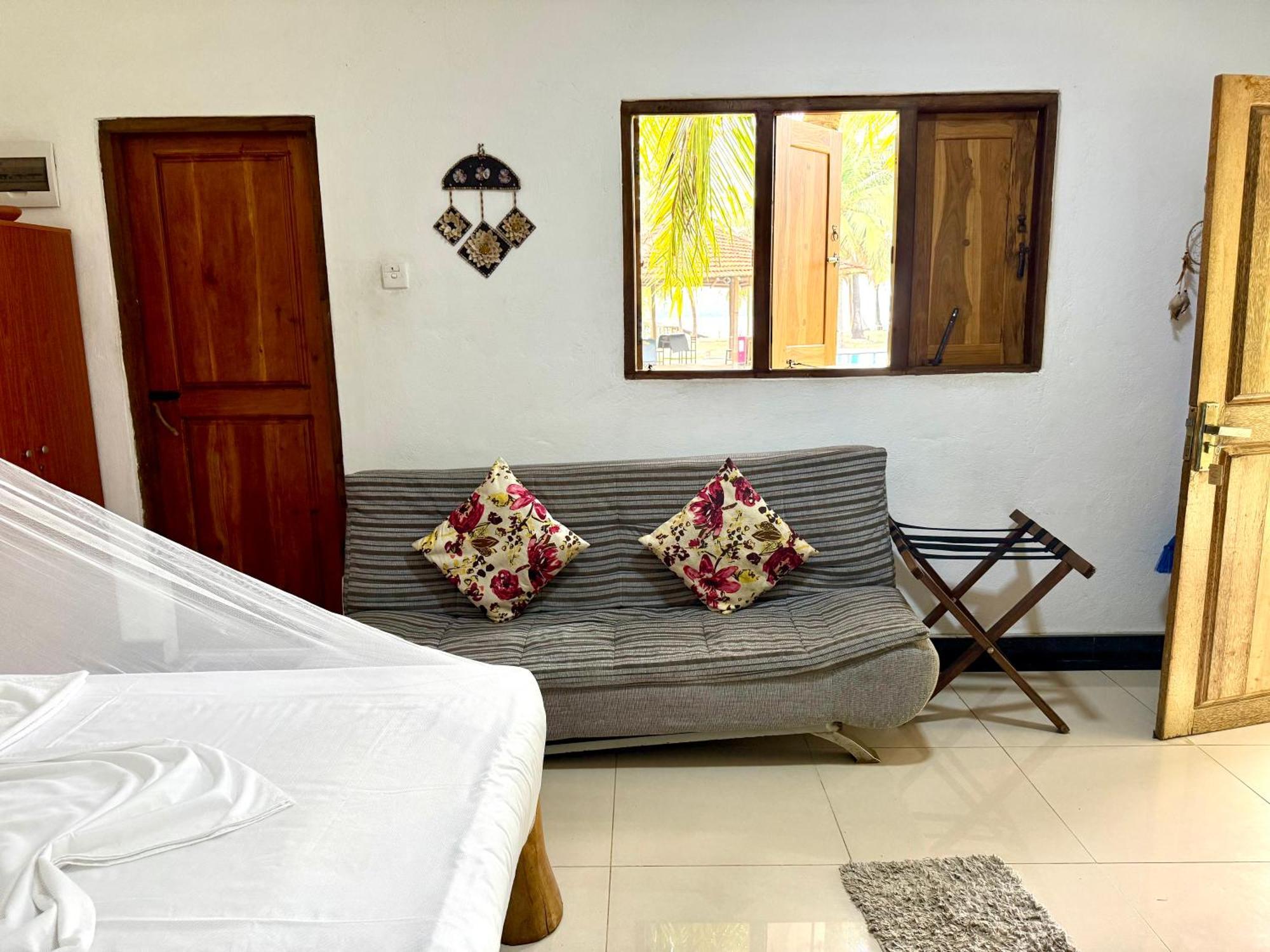 Valampuri Kite Resort Kalpitiya Zimmer foto